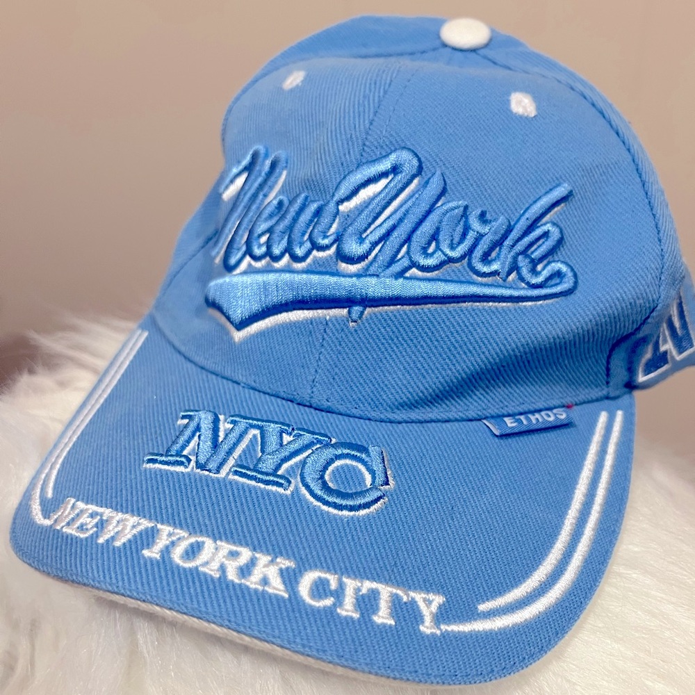 Embedded Cap. NWOT